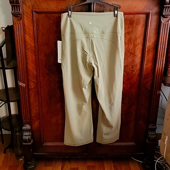 Lululemon groove crop pants - Picture 2 of 4